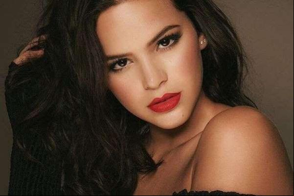 Bruna Marquezine diz que Jesuíta Barbosa é seu