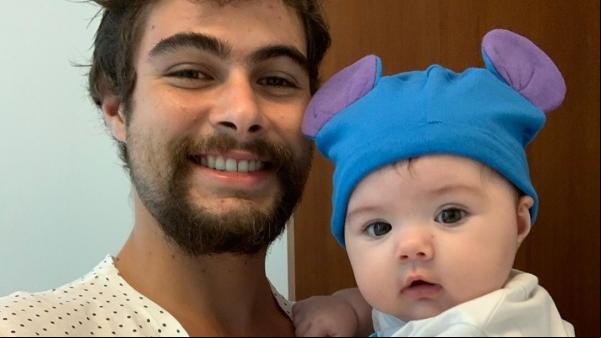 Rafael Vitti e sua filha(Imagem:Reprodução)