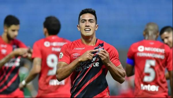 Athletico-PR faz 2 a 0 no Palmeiras e retoma liderança do Brasileirão.(Imagem:Eduardo Carmim/Photo /Gazeta Press)