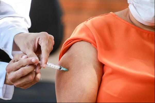 No Piauí, 20 municípios sem nenhuma aplicação da 4ª dose contra a Covid.(Imagem:Arquivo/florianonews.piauiconectado.com)