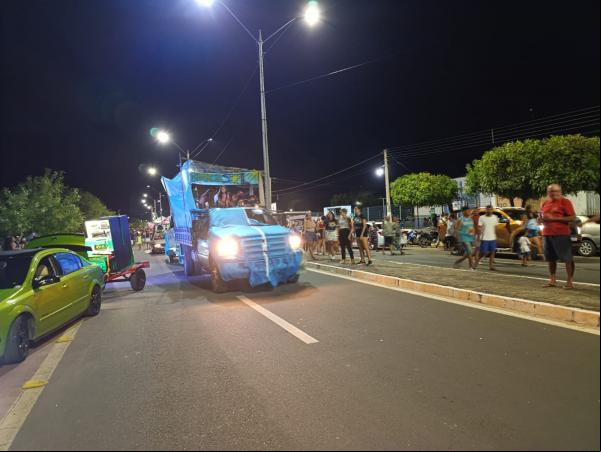 II Corso Floriano agita Avenida Frei Antônio Cúrcio com grande desfile de carros (Imagem:FlorianoNews)