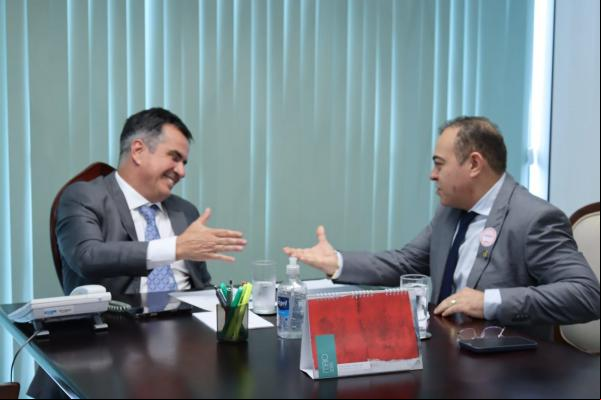 Ciro Nogueira recebe prefeitos e lideranças(Imagem:Divulgação)