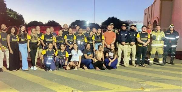 Equipe do Corpo de Bombeiros de Oeiras realiza demonstração de resgate em Ipiranga do Piauí(Imagem:Divulgação)
