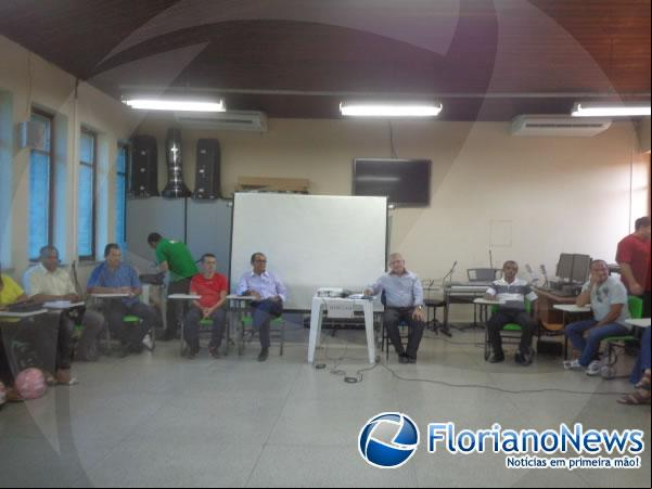 Encontro debate desenvolvimento do Estado através dos movimentos sociais.(Imagem:FlorianoNews)