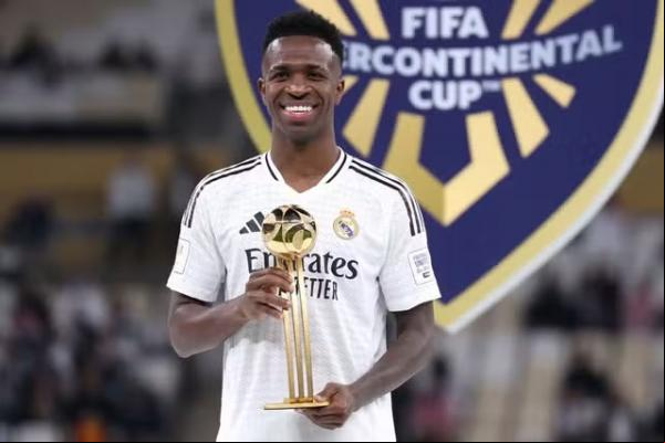 Vini Jr é eleito o melhor jogador da Copa Intercontinental após Real Madrid x Pachuca.(Imagem:Getty Images)