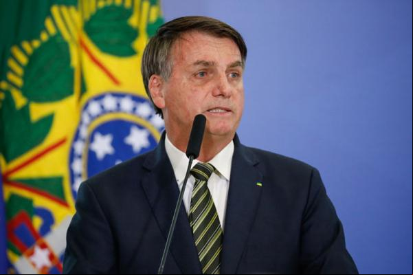 O presidente Jair Bolsonaro (PL) disse nesta quarta-feira (26) que vai conceder reajuste a professores num valor próximo a 33%. O Ministério da Educação anuncia, anualmente, aumen(Imagem:Reprodução)