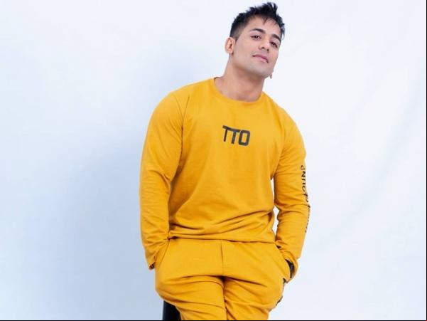 Cantor Tiago, affair de Tania Mara, fará cirurgia de aumento peniano: