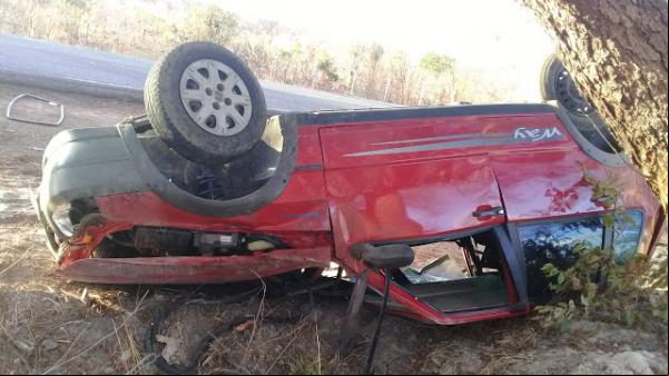 Acidente entre carro e moto deixa três pessoas feridas na zona rural de Floriano.(Imagem:Divulgação)