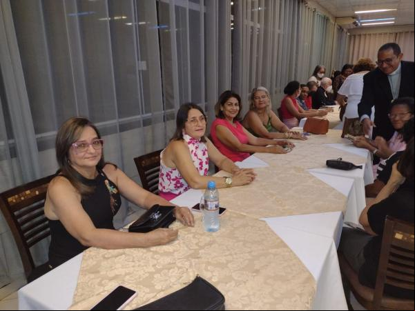 Lançamento de livro de Dom Augusto Rocha reúne grande público em Floriano.(Imagem:FlorianoNews)
