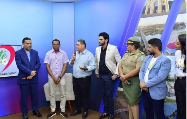 Vereadores prestigiam inauguração da TV Conecta e destacam fortalecimento da comunicação local(Imagem:Reprodução/Instagram)