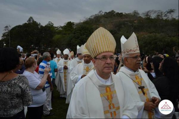Monsenhor Edivalter Andrade é ordenado bispo da diocese de Floriano.(Imagem:Silvio Rui)
