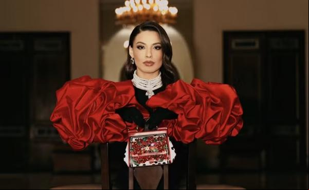 Bia Reis: