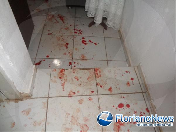 Homem não aceita separação e esfaqueia ex-esposa em Floriano.(Imagem:FlorianoNews)