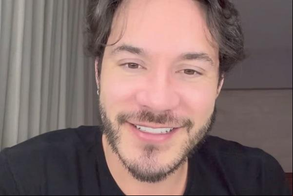O ex-BBB Eliezer, que é casado com Viih Tube, compartilhou imagens nas redes sociais e pediu ajuda dos seguidores para espantar os animais.(Imagem:Reprodução/Instagram)