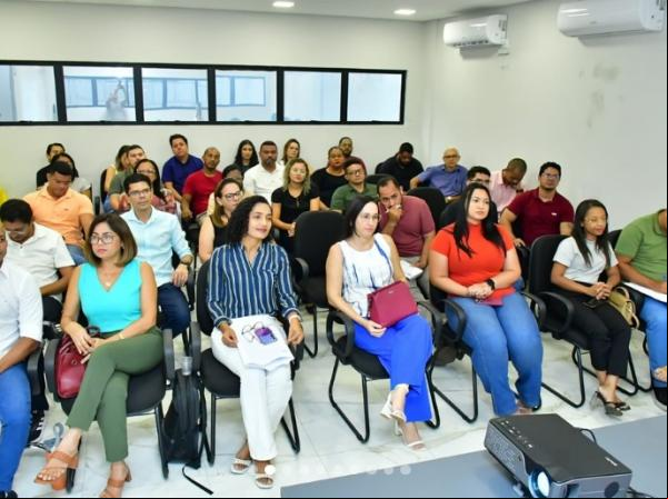 Prefeitura de Floriano realiza 1ª Oficina da istração Municipal.(Imagem:Reprodução/Instagram)