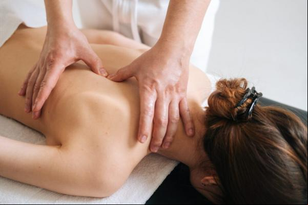 Referência na área de massoterapia, professor André Nessi vem ministrar cursos no Piauí.(Imagem:Divulgação)