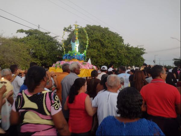 Procissão de encerramento dos festejos de Nossa Senhora da Guia reúne fiéis em Floriano.(Imagem:FlorianoNews)