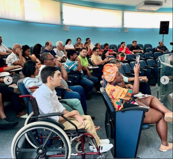 Encontro regional do PT reúne lideranças na Câmara Municipal de Floriano(Imagem:Reprodução/Instagram)