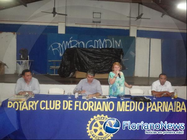 Rotary Club de Floriano confere título de associado honorário à florianenses.(Imagem:FlorianoNews)