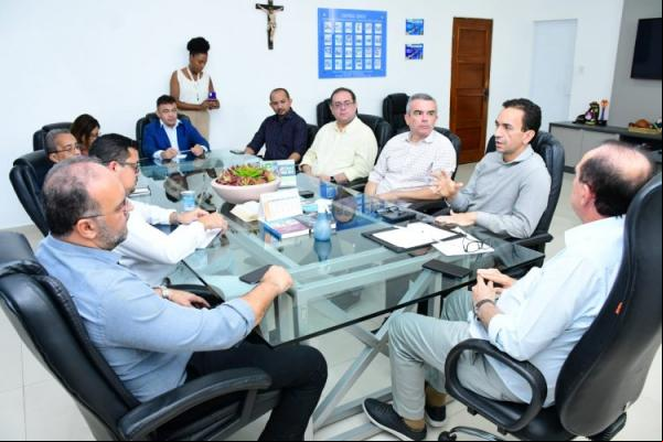 Poder Legislativo de Floriano integra projeto estadual