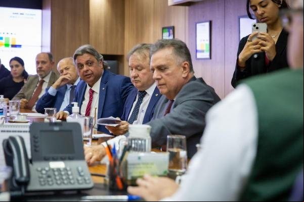 Júlio Arcoverde leva demandas de Teresina para o ministro da Saúde.(Imagem:Divulgação)