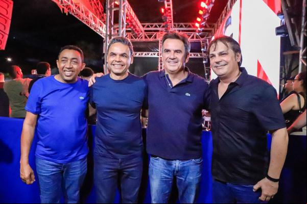Ciro Nogueira participa do tradicional Zé Pereira de José de Freitas(Imagem:Ascom)