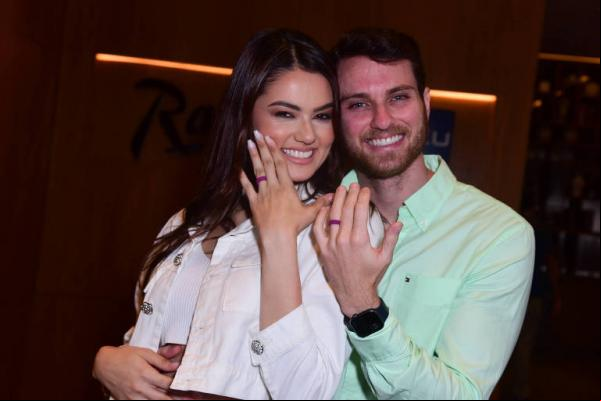 Lucas e Eslovênia se reencontram fora do BBB(Imagem:Reprodução)