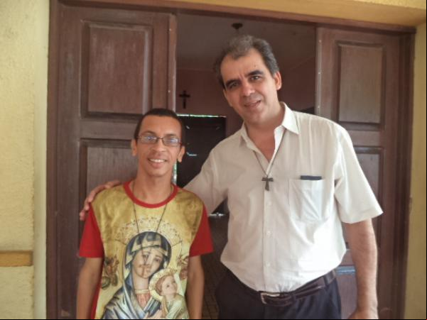 Frei Erivelton Pereira de os e Frei Bernardo Brandão.(Imagem:FlorianoNews)