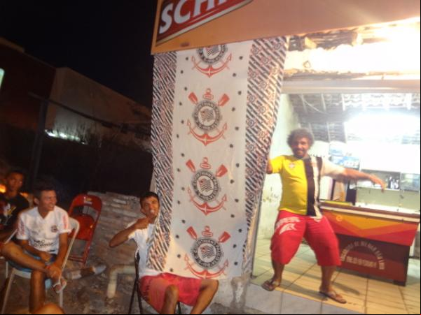 Torcedores acompanharam final da Libertadores em bares de Floriano.(Imagem:FlorianoNews)