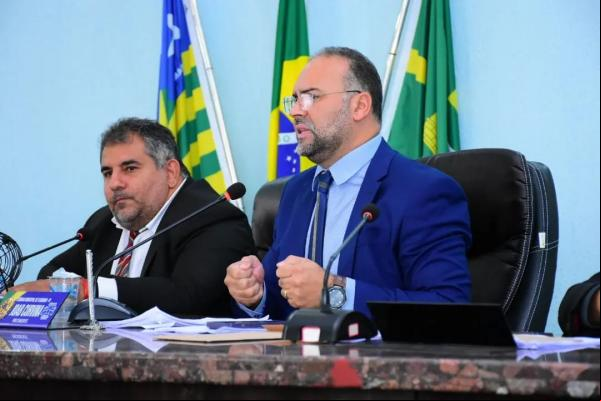 Vereadores de Floriano realizam duas sessões e encerram ciclo da primeira quinzena de junho.(Imagem:CMF)