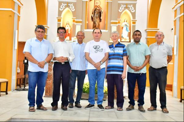 Dom Júlio César é nomeado novo bispo para a Diocese de Floriano.(Imagem:Divulgação)