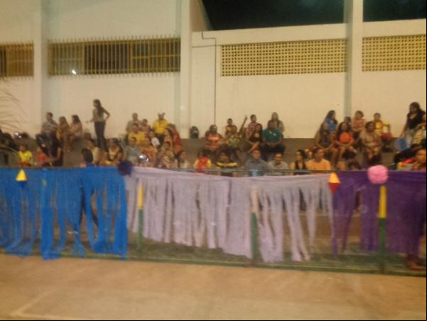 Escola Mega de Floriano realiza arraiá junino.(Imagem:FlorianoNews)
