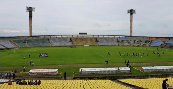 Estádio Albertão, em Teresina(Imagem:Josiel Martins)