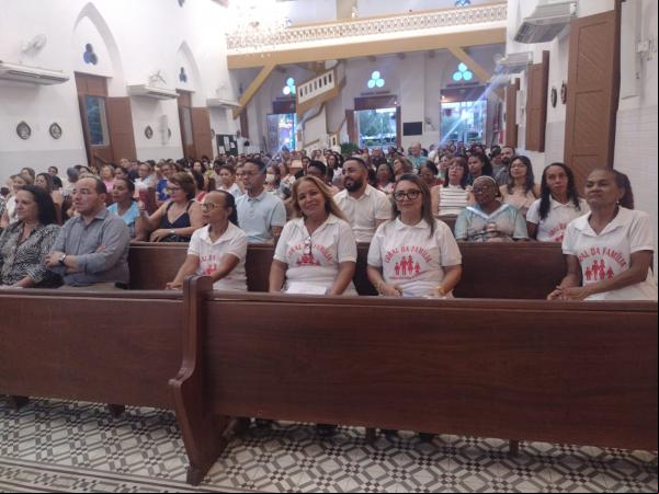 Missa em Ação de Graças celebra os 54 anos de vida de Dom Júlio César e os 17 anos da Diocese de Floriano.(Imagem:FlorianoNews)