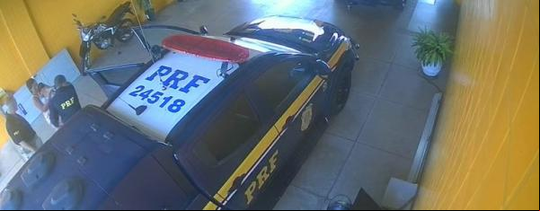 Rápida ação de Policial Rodoviário Federal foi crucial para reanimar a criança.(Imagem:Divulgação/PRF)