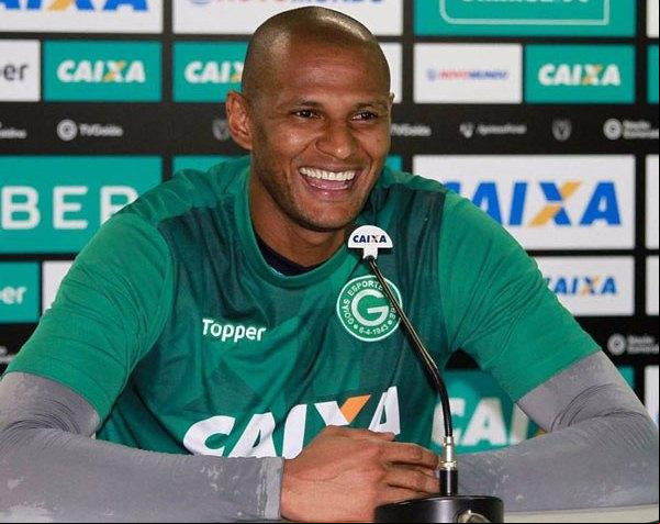 Goleiro piauiense é apresentado e quer mais um o.(Imagem:florianonews.piauiconectado.com)