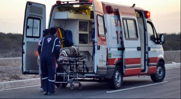 Homem é encontrado desacordado após sofrer acidente de motocicleta.(Imagem:180graus)