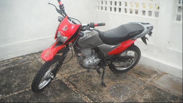 Motos que haviam sido roubadas são recuperadas pela PM.(Imagem:FlorianoNews)
