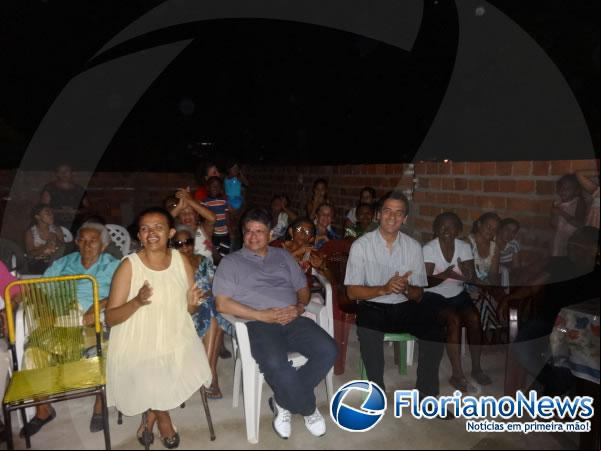 Associação dos Portadores de Câncer realizou festa em homenagem ao Dia das Mães.(Imagem:FlorianoNews)