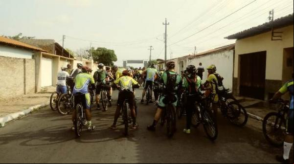 Ciclistas participam do campeonato Floriano Ride 2018. (Imagem:FlorianoNews)