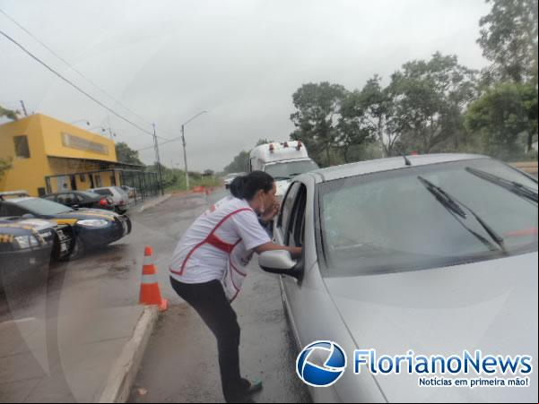Rotary Club, PRF e Secretaria de Saúde realizam campanha de trânsito em Floriano.(Imagem:FlorianoNews)