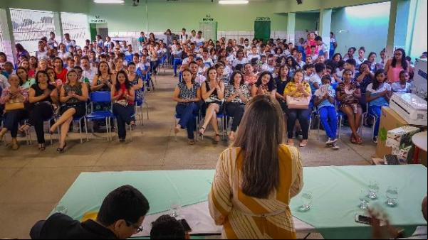 Rejane Dias inaugura obras e entrega equipamentos em Floriano.(Imagem:FlorianoNews)