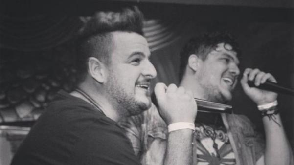 Dupla sertaneja Fábio e Guilherme morrem em acidente de carro.(Imagem:Reprodução)