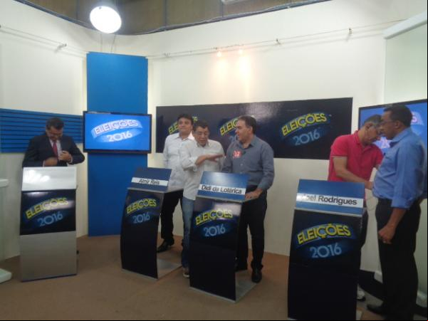 Candidatos à prefeitura de Floriano participam de debate na TV Alvorada.(Imagem:FlorianoNews)