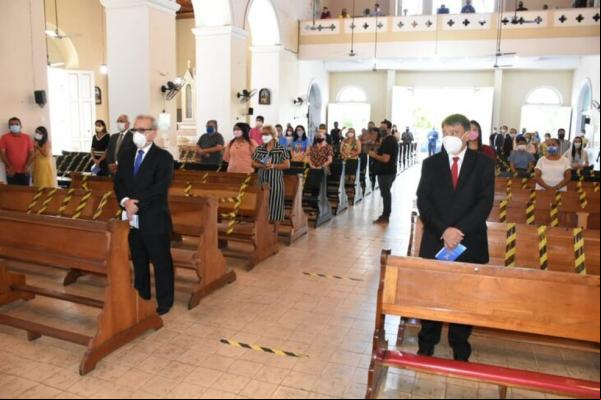 Missa em celebração aos 168 anos de Teresina tem homenagens às vítimas da Covid-19 e aos profissiona(Imagem:Reprodução)