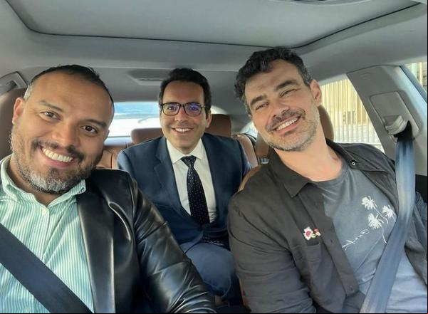 Carmo acompanhado dos amigos e juristas Samer Agi eEdemm Shalon(Imagem:Reprodução/Instagram)