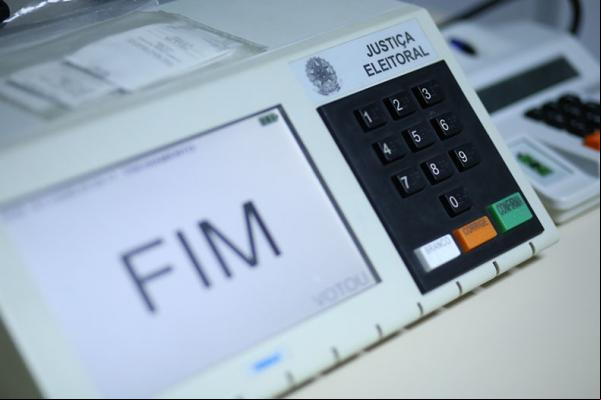 TRE-PI recebe novo lote com 1300 urnas eletrônicas para Eleições 2022.(Imagem:Arquivo/florianonews.piauiconectado.com)
