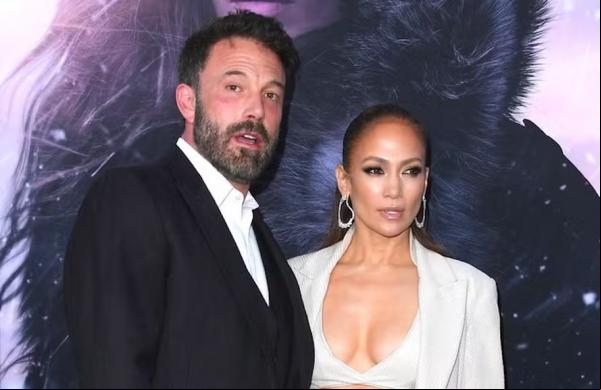 Ben Affleck e Jennifer Lopez quando ainda estavam casados.(Imagem:Getty Images)