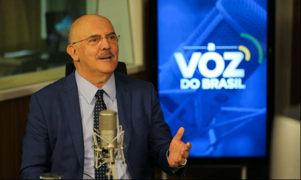 Ministro da Educação afirmou que prazo respeitará diferentes condições.(Imagem:Fabio Rodrigues Pozzebom/Agência Brasil)