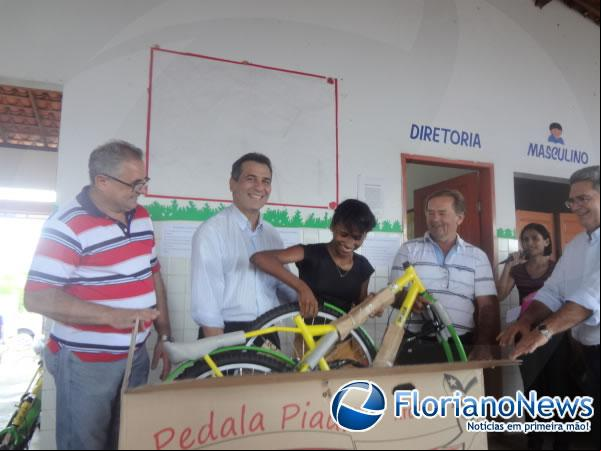 Prefeitura de Floriano entrega bicicletas através do Programa Pedala Piauí.(Imagem:FlorianoNews)